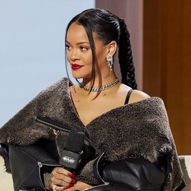 RIHANNA ON RETURNING TO THE STAGE ON APPLE MUSIC'S HALFTIME SHOW & HER MUSICAL NEXT CHAPTER